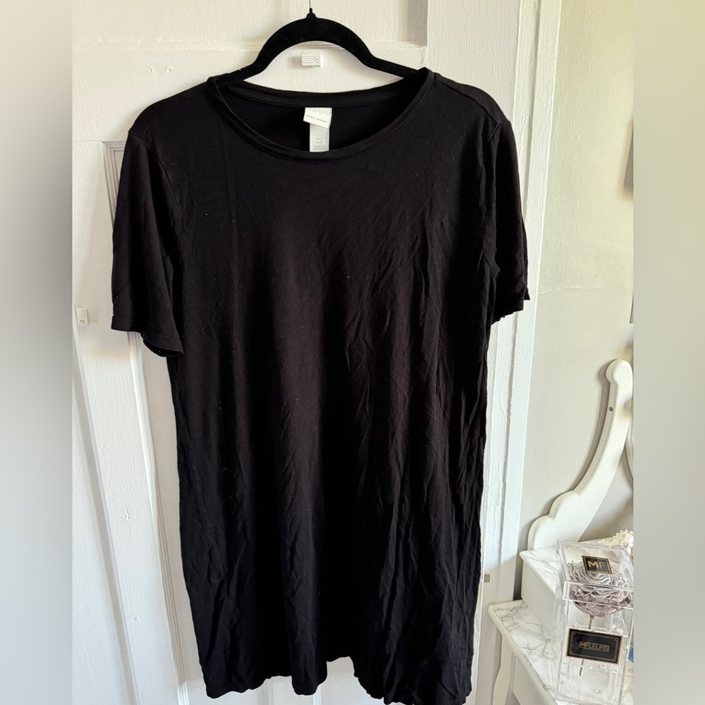 SOLD - H&M - Tshirt Dresses - M